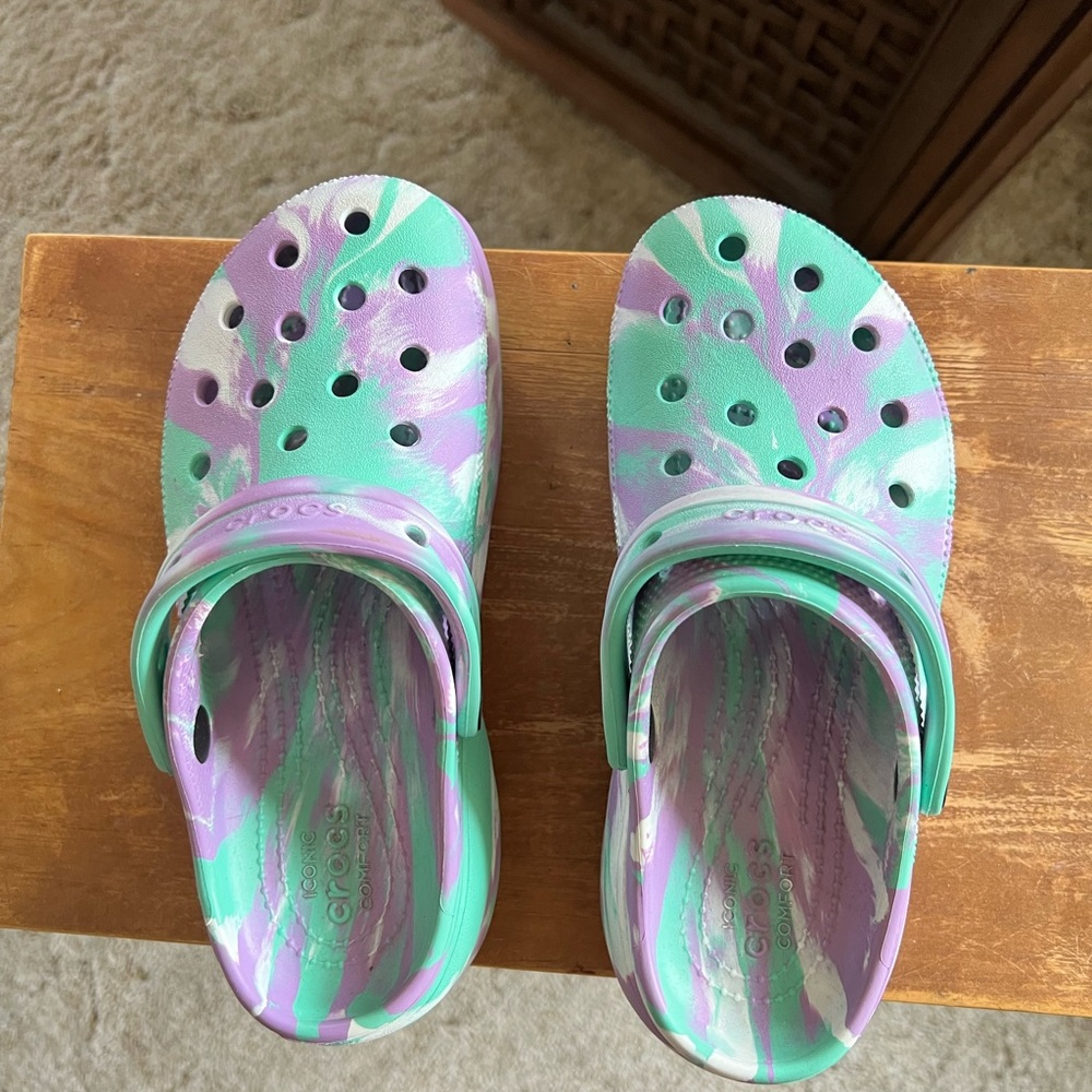 Crocs only worn once